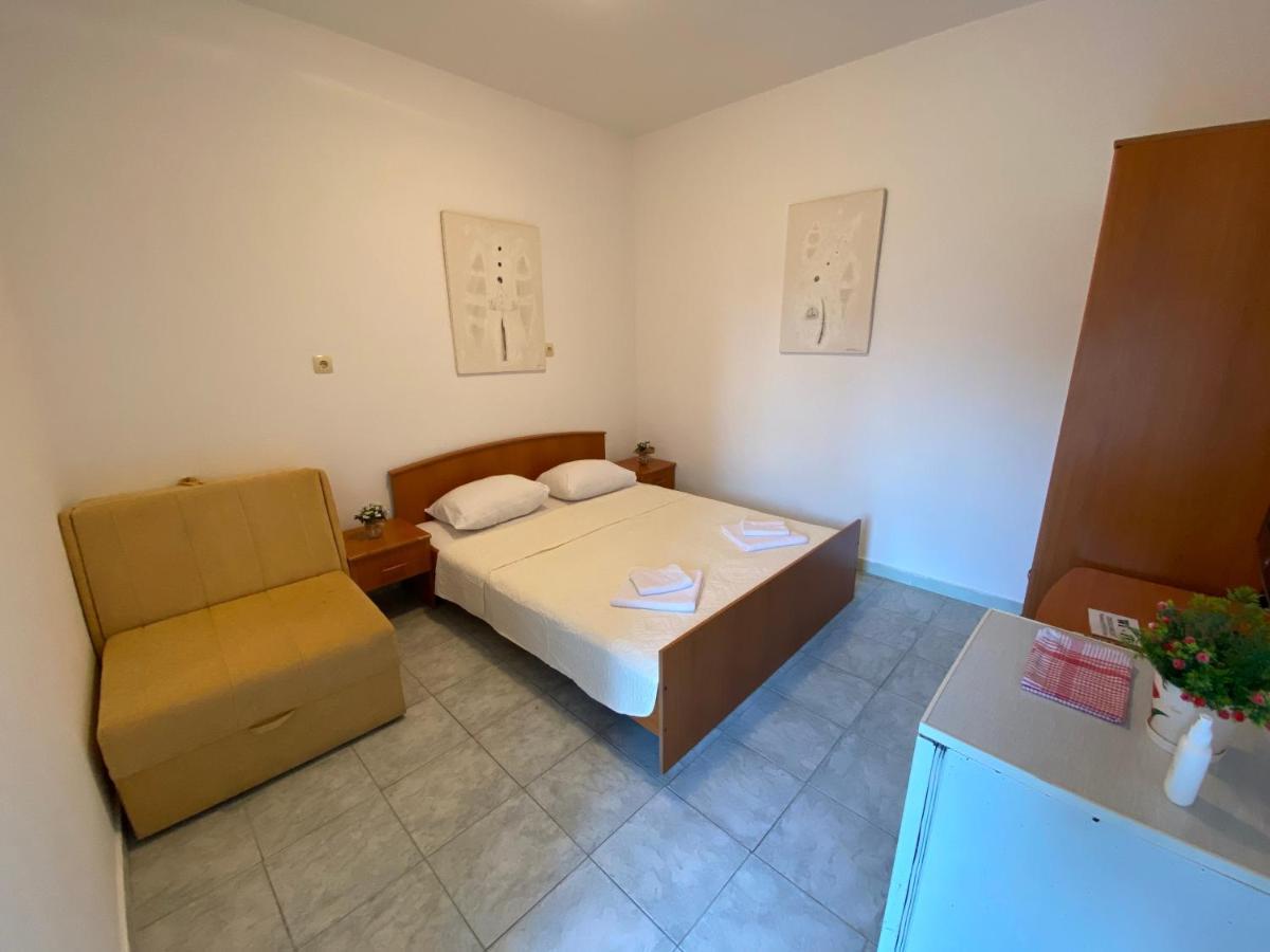 Apartments Katarina Garden Petrovac Bagian luar foto