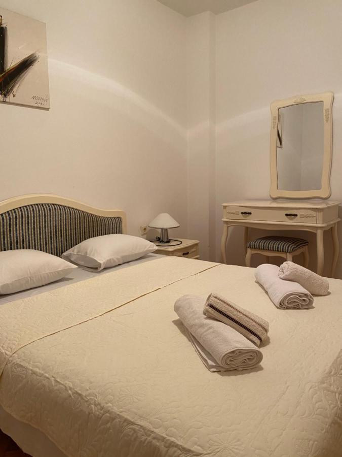Apartments Katarina Garden Petrovac Bagian luar foto