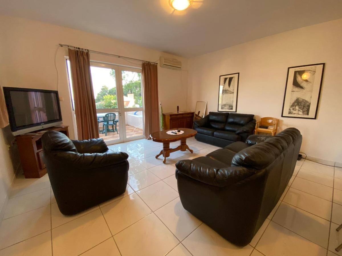 Apartments Katarina Garden Petrovac Bagian luar foto
