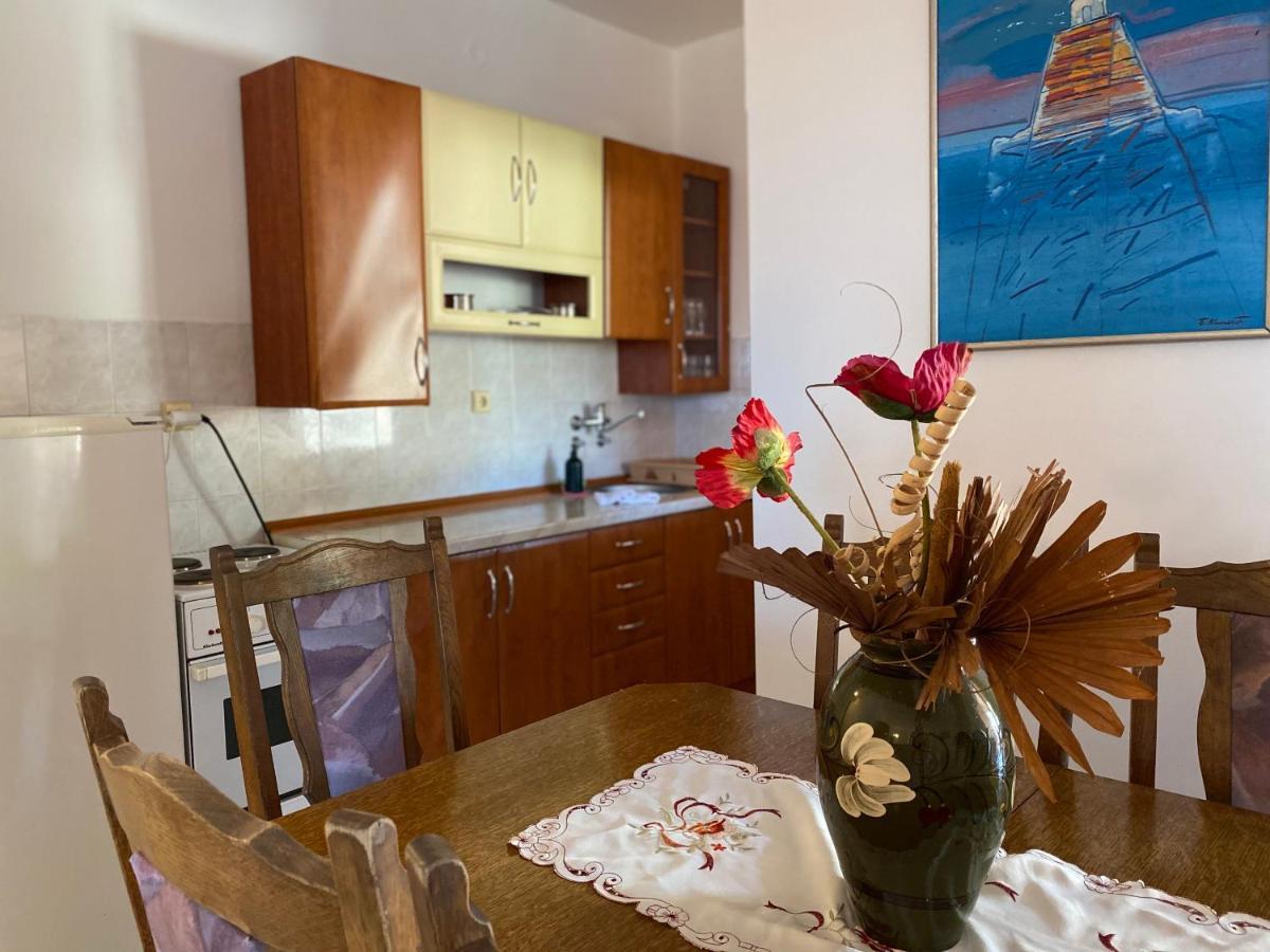 Apartments Katarina Garden Petrovac Bagian luar foto