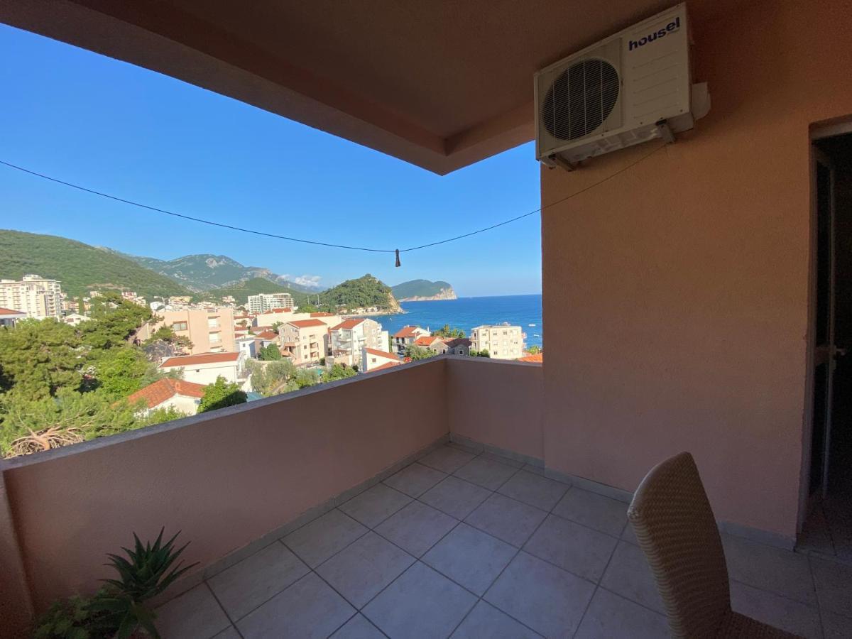 Apartments Katarina Garden Petrovac Bagian luar foto