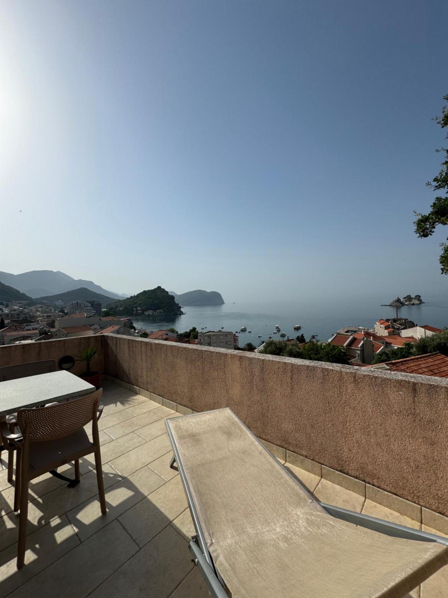 Apartments Katarina Garden Petrovac Bagian luar foto