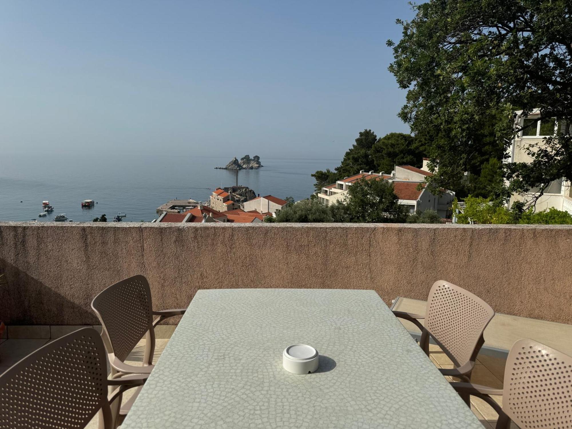 Apartments Katarina Garden Petrovac Bagian luar foto