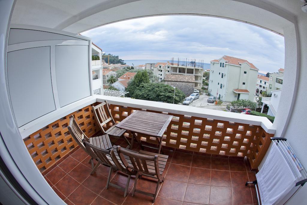 Apartments Katarina Garden Petrovac Ruang foto